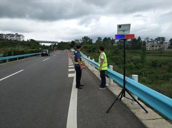 九江高速公路钢护栏