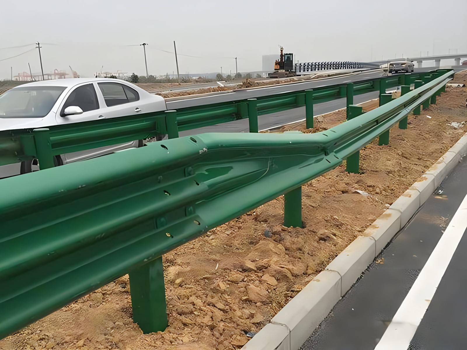 九江高速波形护栏板日常维护方案确保道路安全新举措